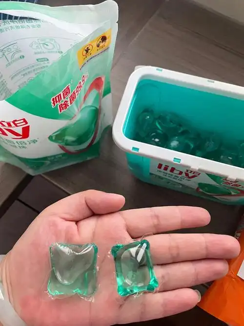 同样是立白洗衣凝珠