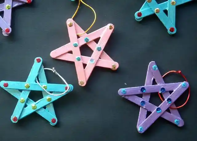 废旧光盘手工小制作创意diy用雪糕棍制作的30个创意小手工艺品收藏