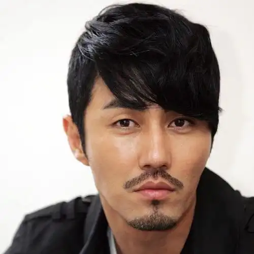 留胡子的男人头像图片一点点阳刚和邪气