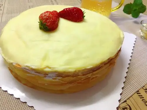草莓千层蛋糕