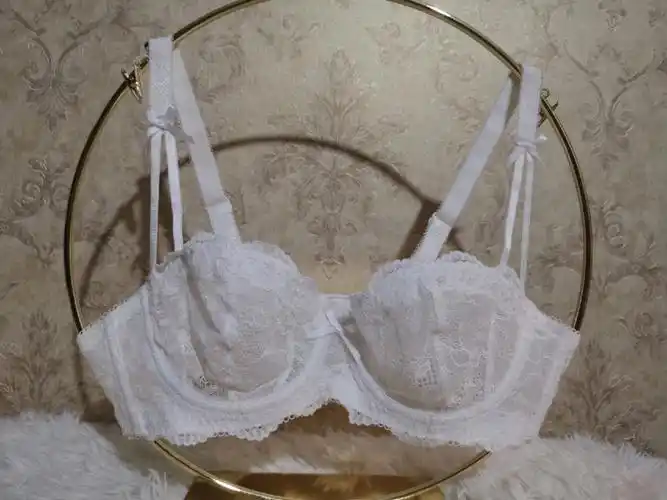 爱慕剪标水晶杯文胸80b