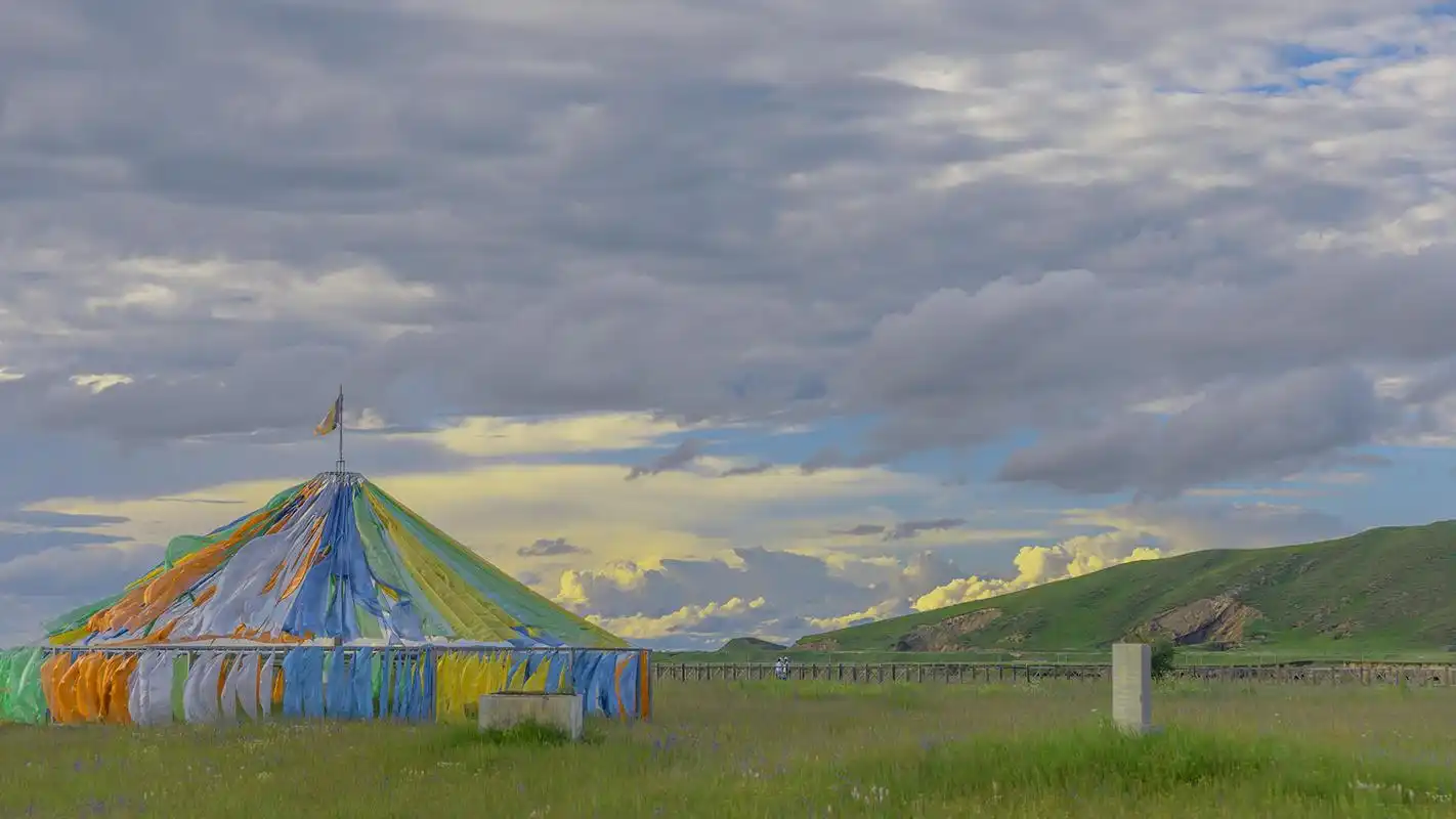 青藏高原唯美风景桌面壁纸