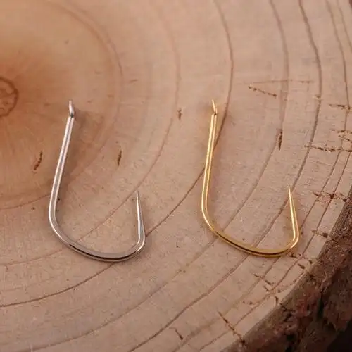 竞技狼牙鱼钩竞技关东狼牙极细轻量滑鱼黑坑鲫鲤角偷驴鱼钩无倒刺散装