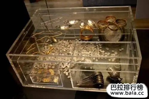 世界无价之宝十大排名图坦卡蒙黄金面具排第一3