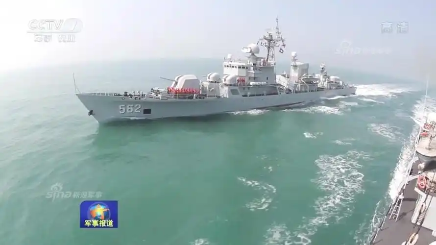 老兵不死!解放军053h1g护卫舰东海攻防演练