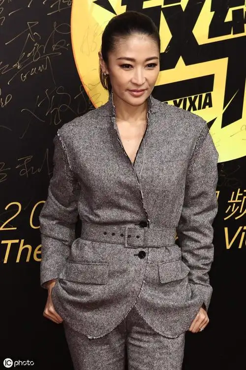 导演管虎娇妻梁静,成熟知性的女人才是真正的不负时光