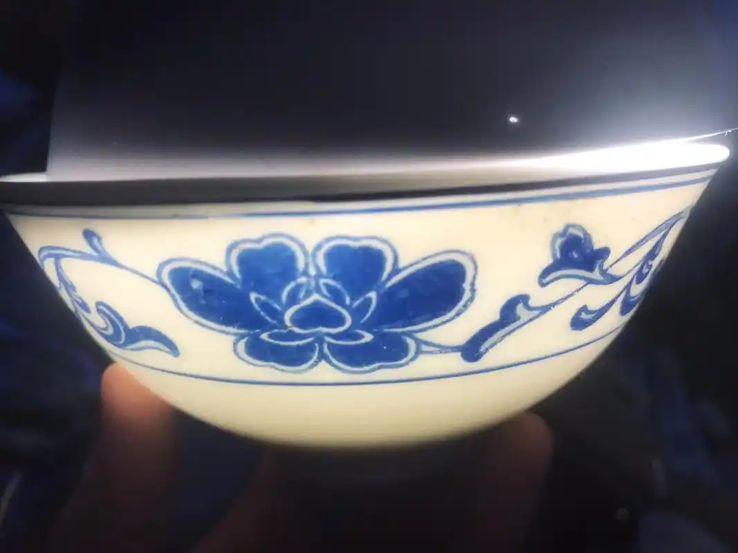收藏级别的釉下青花瓷碗(国国用瓷)景德镇红旗瓷厂老干部自留瓷 - 抖