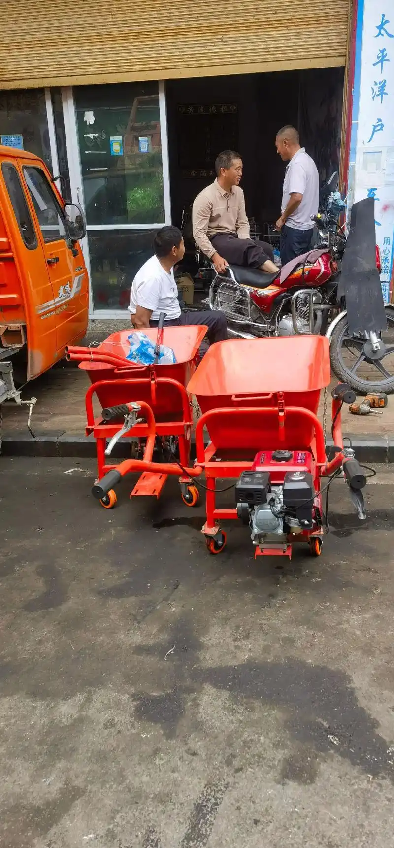 条件不允许的路,就开这款独轮鸡公车#农用运输车推荐 - 抖音