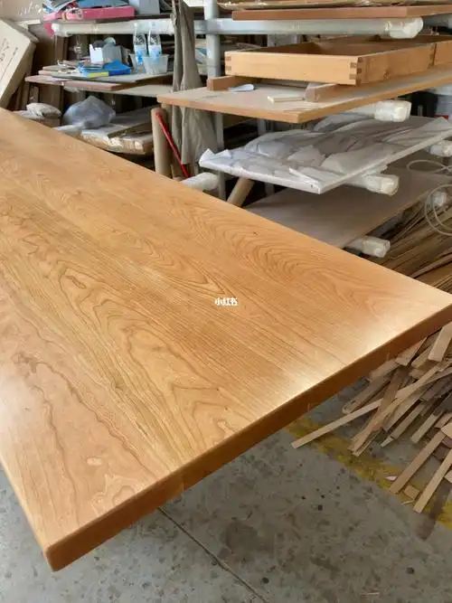 北美樱桃木桌面板自然光拍照纹理细腻清晰