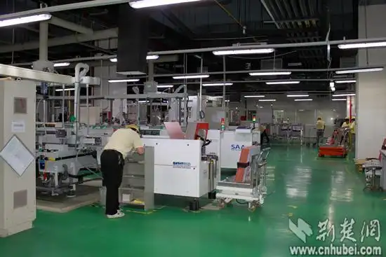 健鼎(湖北)电子有限公司生产车间