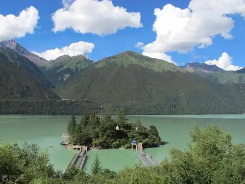 来林芝旅游,到这四个景点一趟,保准让你流连忘返