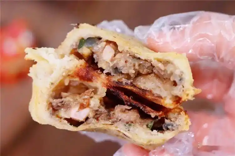 大漳州的老牌三角饼店!超多口味啊!欢迎进入三角饼的世界!