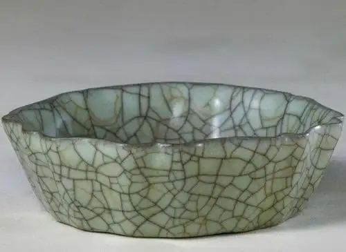 说瓷论道 九,宋代"五大名窑"—哥窑简介