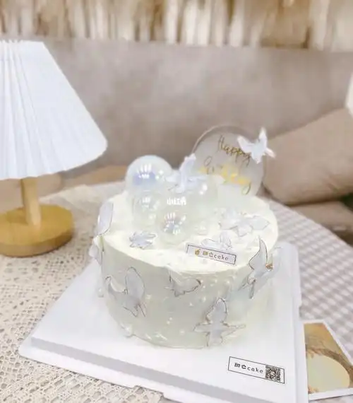 糯米纸蝴蝶蛋糕