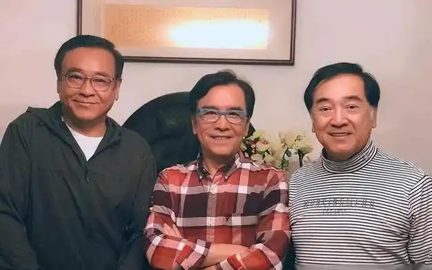 与他人育有一女,提携过张柏芝,张曼玉痴等30年,|狄龙|模特|尔冬升