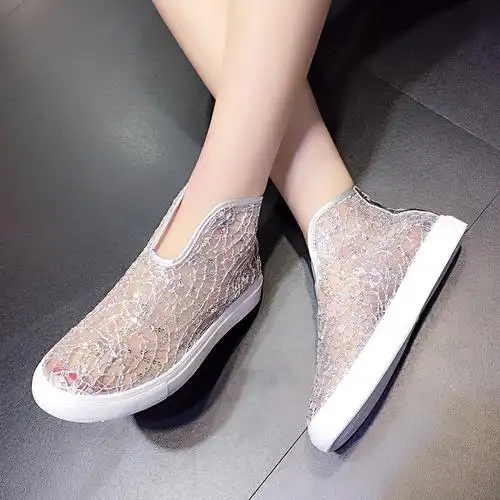 蘑菇街性感夏季新款韩版网纱透气女鞋蕾丝亮片网面鞋松糕平底凉鞋