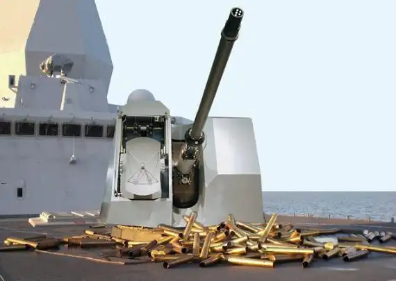 奥托76mm舰炮竟然可用来野战防空意军还依此开发出自行高炮