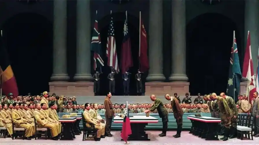 从不可一世到低头投降1945年日本向各国投降的真实照片