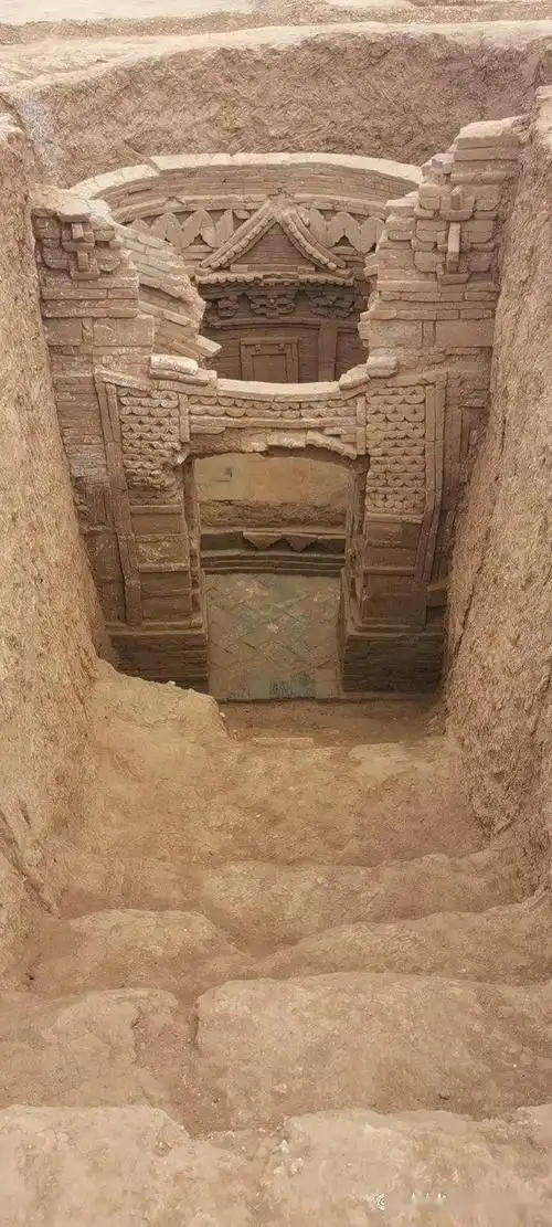 重大发现济南出土元代郭氏家族墓群共12座墓葬砖雕壁画很讲究