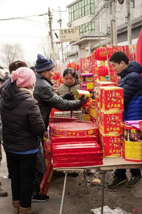 沿着年集搜索儿时过年的记忆