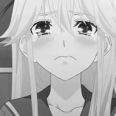 动漫女生哭头像