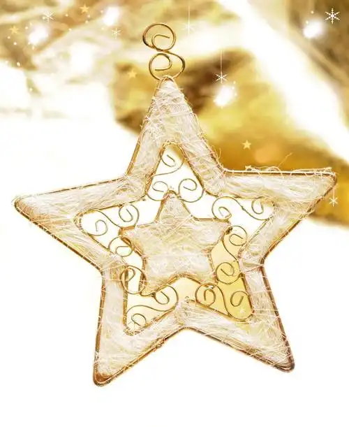 白色背景上的金色圣诞星