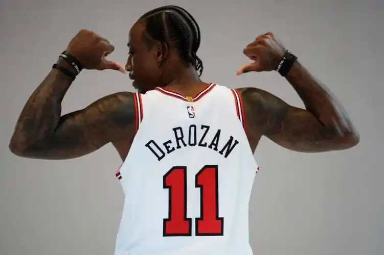 公牛生涯最差!34岁的德罗赞,只值一个首轮末?