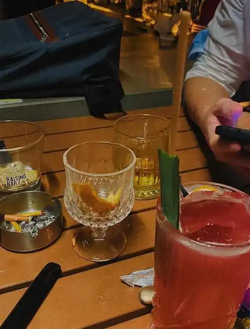 有没有那种装有男朋友一起吃饭的图求姐妹分享