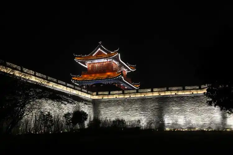 不一样的荆州古城夜景图片192,湖北省旅游景点,风景名胜 - 蚂蜂窝图库