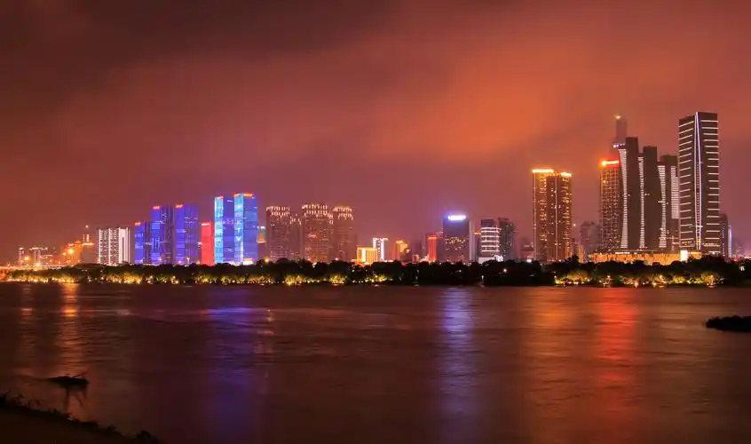 长沙行简记(中川城际线/橘子洲烟花/小吃/磁悬浮)