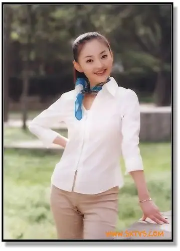 今天突发奇想,打开了老公的文件夹,发现了如下美女,大家说偶该怎么办