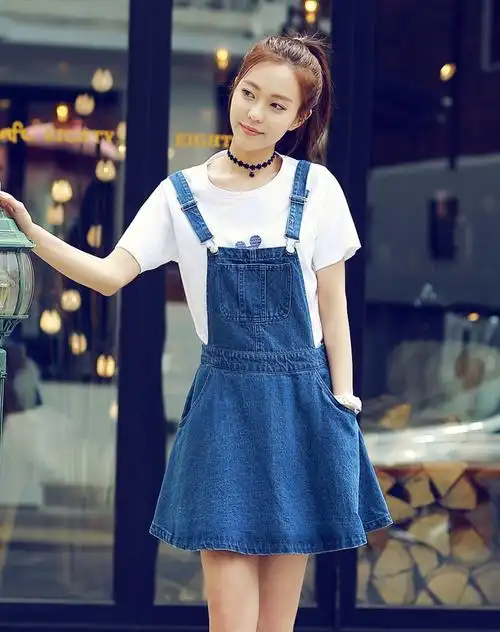 蓝色中腰背带裙