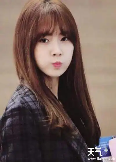 高额头女生适合什么发型 高额头女生剪什么发型好看