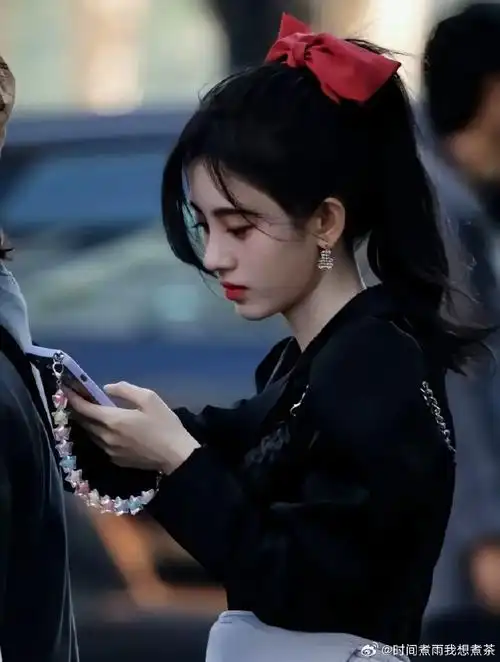 鞠婧祎同款八字刘海