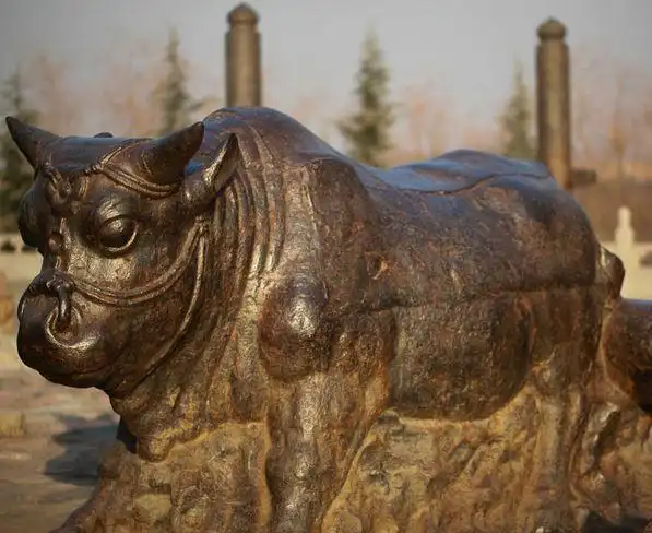 山西镇守黄河的唐代铁牛重约40吨至今完好如新