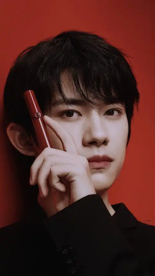 易烊千玺 x 阿玛尼