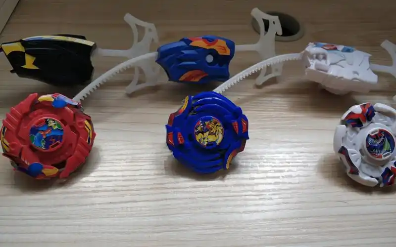 劲爆战士陀螺大乱斗