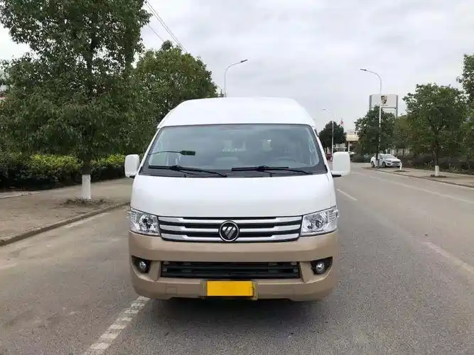 福田海狮14座客车