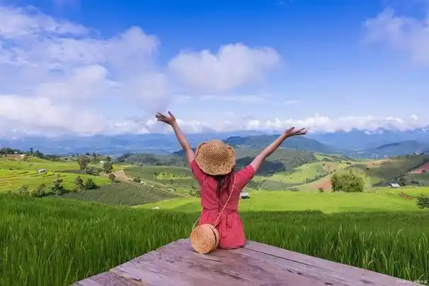 独特女人气质文案,令男人宠爱一生的秘诀:独立自主,气质高雅