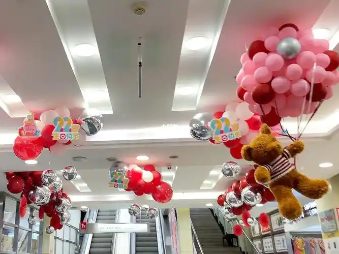 活动氛围布置#22年店庆活动气球装饰#信阳店庆气球布置