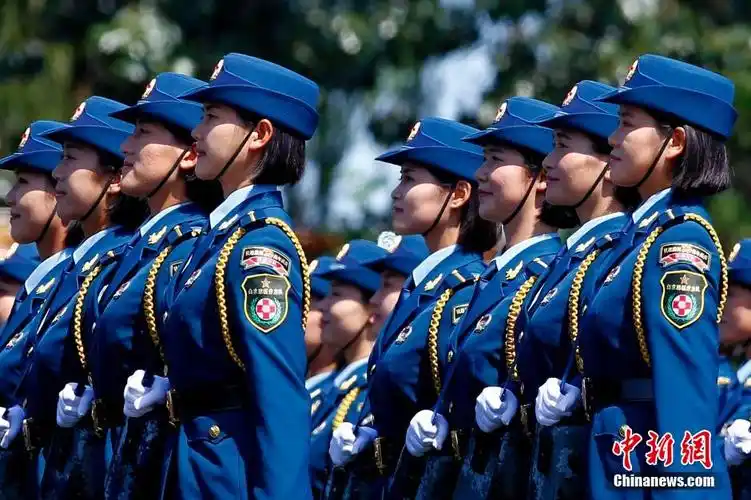 图刊抗战胜利日阅兵式女兵篇