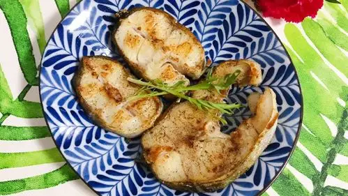 香煎鳕鱼 - 香煎鳕鱼做法,功效,食材 - 网上厨房