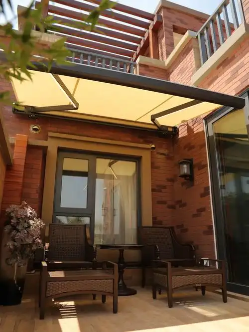 户外伸缩遮雨棚不再受风雨阳光的侵扰