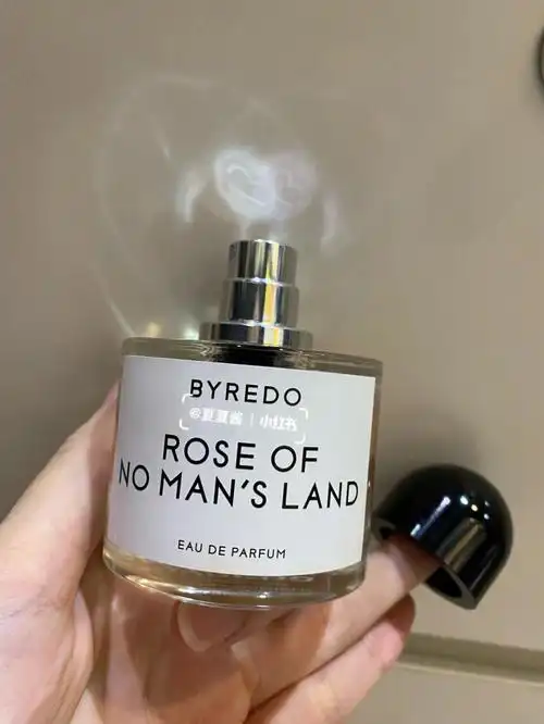 香水大作战最新入手的byredo无人区玫瑰