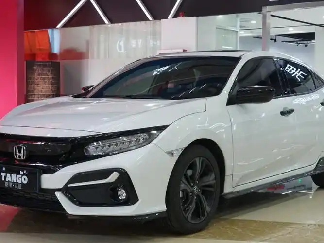 本田 思域  2021款 hatchback 220turbo cvt潮酷控图片