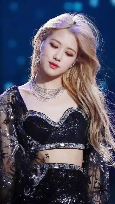 收集   点赞  评论  blackpink朴彩英rose高清手机壁纸 0 38 54勋呐