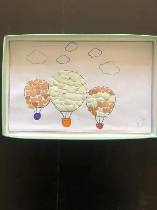 《蛋壳贴画》——惠和幼儿园中1班班本课程手工作品创意评选