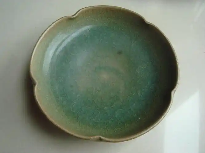 瞿上斋藏品:三件北宋临汝窑青釉瓷