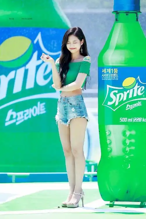 jennie雪碧