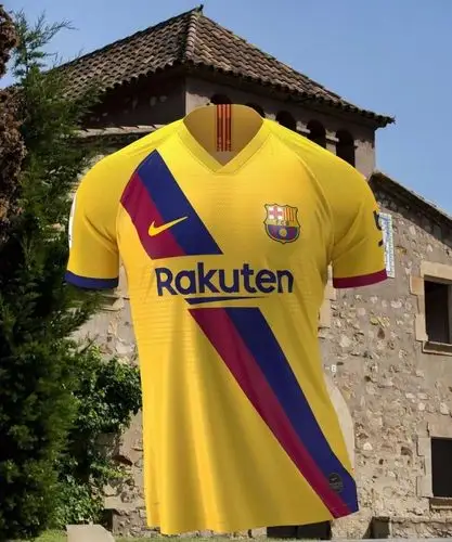 致敬拉玛西亚巴萨新赛季客场球衣正式发布